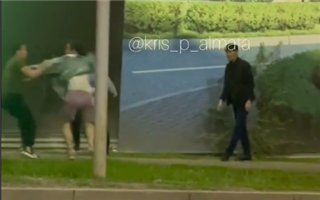 Видео драки в престижном районе Алматы появилось в Казнете