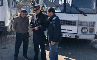 В Усть-Каменогорске полицейские проводят акцию ОПМ "Автобус"