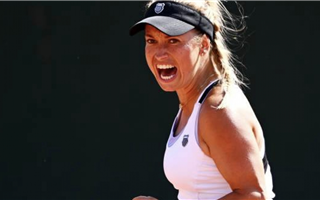 Казахстанская теннисистка Юлия Путинцева разгромно проиграла на турнире в Великобритании