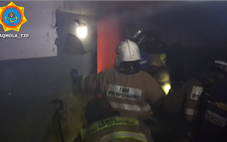 На складе хлебзавода в Кокшетау разгорелся пожар 