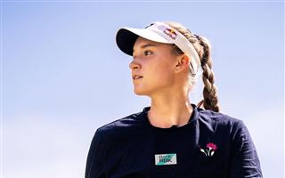 «Получила мелкие травмы». Рыбакина оценила свое поражение в полуфинале турнира WTA 1000 