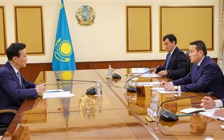 Алихан Смаилов провел встречу с Послом Китая в Казахстане