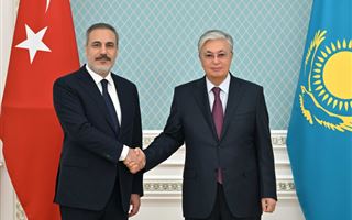 Глава государства принял министра иностранных дел Турции Хакана Фидана