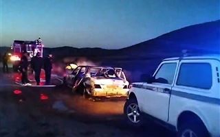 В Абайской области на трассе сгорел автомобиль