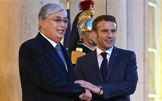 Президент Франции прибудет в Казахстан