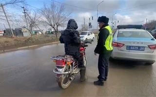 В Сатпаеве арестовали пьяного мотоциклиста 