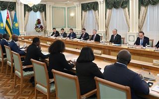 Переговоры в расширенном формате провели президенты Казахстана и Того 