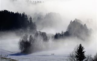 Восьмого декабря в некоторых регионах РК ожидается туман и усиление ветра