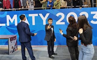 Елдос Сметов в костюме показал готовность к Олимпиаде-2024 в Париже: "Я возьму золото"