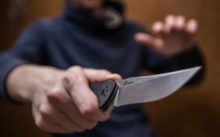 В общежитии колледжа в Петропавловске первокурсника ранили ножом