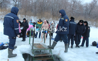 В Уральске на Крещение будут дежурить 160 спасателей