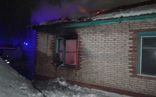 В Костанайской области во время пожара в квартирном жилом доме пострадали супруги
