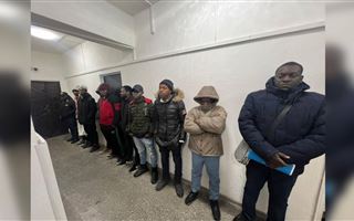 В Алматы миграционная служба выявила 28 нелегалов из стран африканского континента