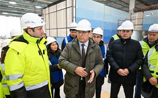 Ерболат Досаев ознакомился с ходом строительных работ в Международном аэропорту Алматы