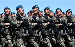 Стало известно, сколько казахстанцев призовут на срочную службу в армию