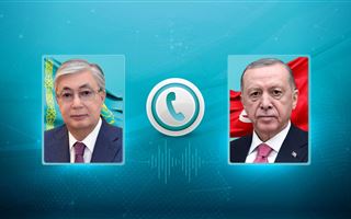 Глава государства поздравил президента Турции с юбилеем