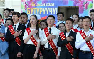 В Кыргызстане школьники будут учиться 12 лет