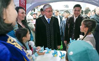 Глава государства посетил фестиваль «Наурыз Фест»
