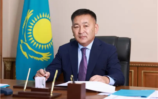 Аким Конаева Нурлан Куматаев ушел в отставку