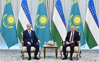 Касым-Жомарт Токаев провел неформальную встречу с президентом Узбекистана Шавкатом Мирзиёевым