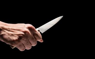 Вонзил нож в грудь: жителя Уральска осудили за убийство матери