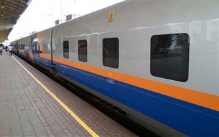 Скоростной поезд Нур-Султан – Оскемен 1 убрали с железнодорожного направления