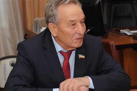 В Калмыкии требуют отставки депутата, назвавшего Восточный Казахстан территорией России