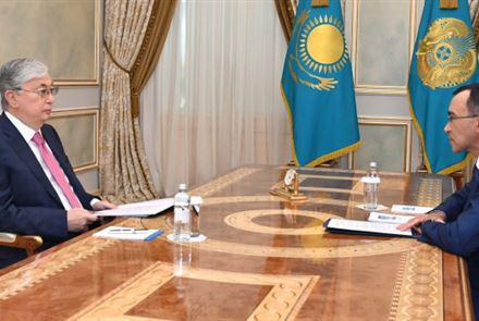 Токаев принял председателя Сената Парламента Маулена Ашимбаева