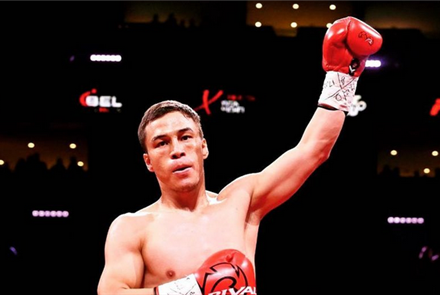Казахстанский боксер, побивший Альвареса, сразится за пояс WBC 
