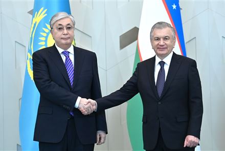 Президент Казахстана встретился с Президентом Узбекистана