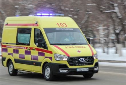 В Павлодаре в ДТП с рейсовым автобусом пострадали три человека