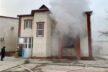 При пожаре в Атырау обнаружили тело 70-летнего мужчины