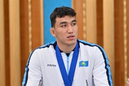 Эдуард Базров о поражении чемпиона мира и прогнозе для Казахстана по олимпийским лицензиям