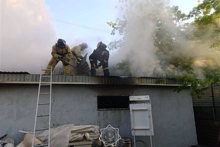 В Актобе при пожаре эвакуировали сорок человек
