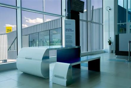 Аэропорту Алматы подарили мебель из самолетных деталей 