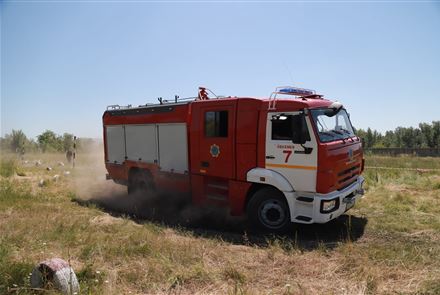 Назван лучший водитель пожарной машины по скоростному маневрированию в Восточном Казахстане