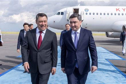В Астану прибыл президент Кыргызстана Садыр Жапаров