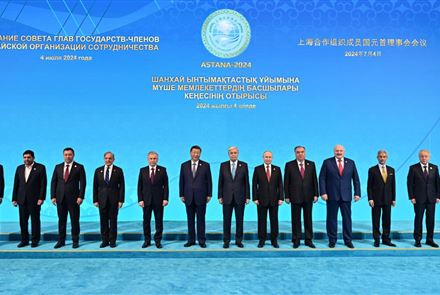 Главы государств – членов ШОС прибыли во Дворец Независимости для участия в саммите