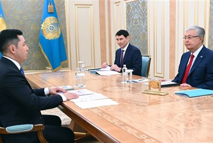 Президент принял управляющего Международным финансовым центром «Астана» Рената Бектурова
