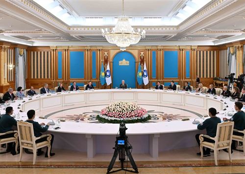 Началось заседание XXXIIІ сессии Ассамблеи народа Казахстана