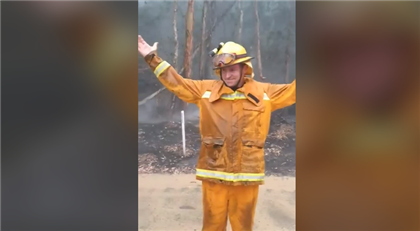 Пожарные обрадовались дождю в Австралии