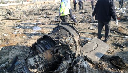 Оба черных ящика разбившегося в Иране самолета повреждены