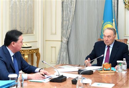 "Доходы населения выросли": Назарбаеву доложили об экономической ситуации в стране