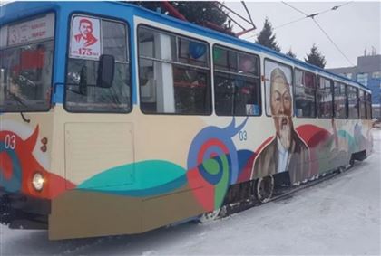 Трамвай с цитатами Абая Кунанбаева появился в Усть-Каменогорске