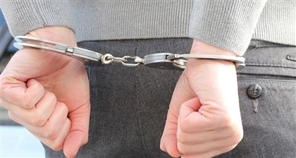 Мужчине грозит штраф в 8 миллионов тенге за пьяную драку с полицейским в Акмолинской области