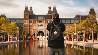 В Амстердаме хотят запретить туристам покупать марихуану