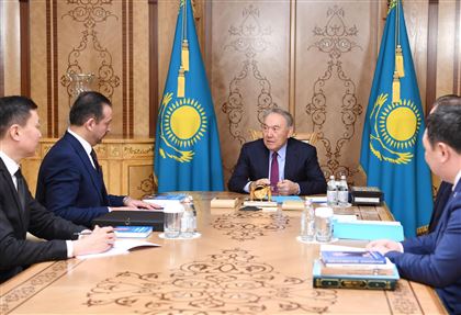 Елбасы поблагодарил турецкого политолога за его интерес к изучению истории становления Казахстана