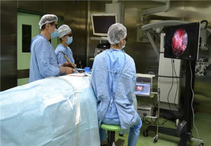 Гигантскую опухоль мозга удалили нейрохирурги без единого разреза в Нур-Султане