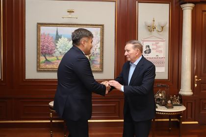 В Киеве состоялась встреча посла Казахстана с экс-президентом Украины