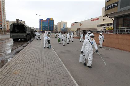 Военные химики Вооруженных сил в Нур-Султане и Алматы продолжают масштабные мероприятия по специальной обработке